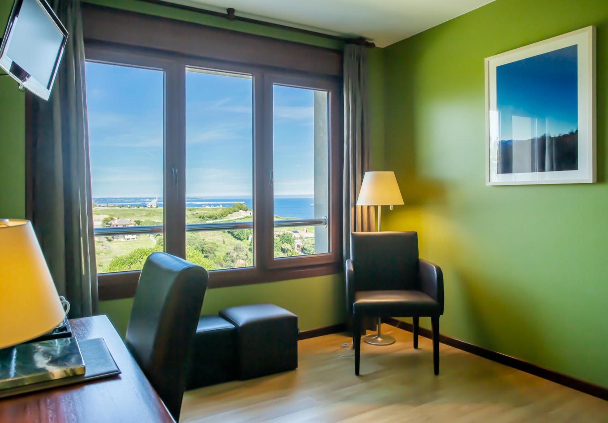 Hotel La Colina à Gijón Extérieur photo