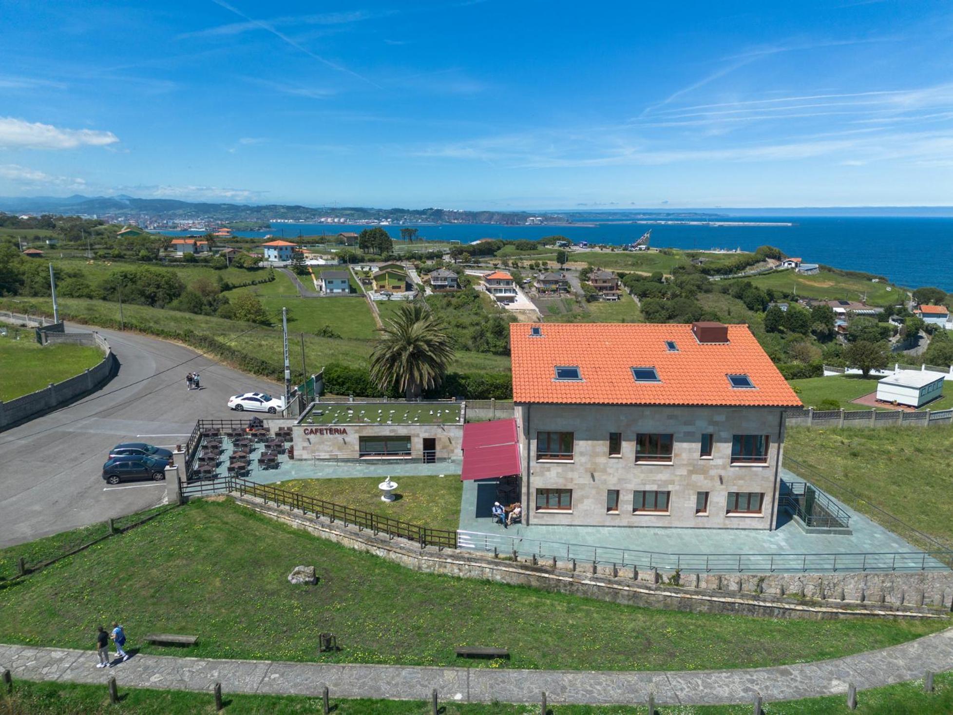 Hotel La Colina à Gijón Extérieur photo